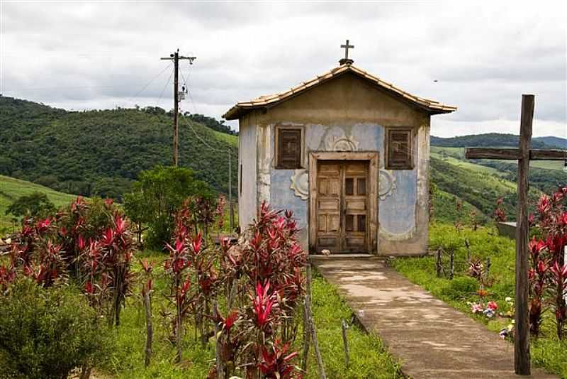 CAPELA NOSSA SENHORA DA CONCEIO - CATAS ALTAS DA NORUEGA - MG